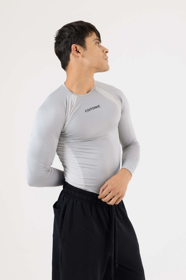 Compression Fit High-Stretch T-Shirts for Men’s Gym & Sports Wear ...