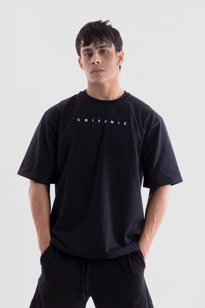 Bold Arc Oversize T-shirt